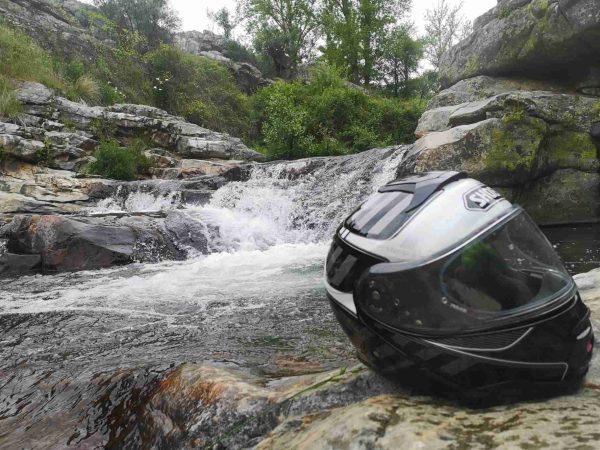 How-to choose-your-adv-bike-helmet-ultimate-guide